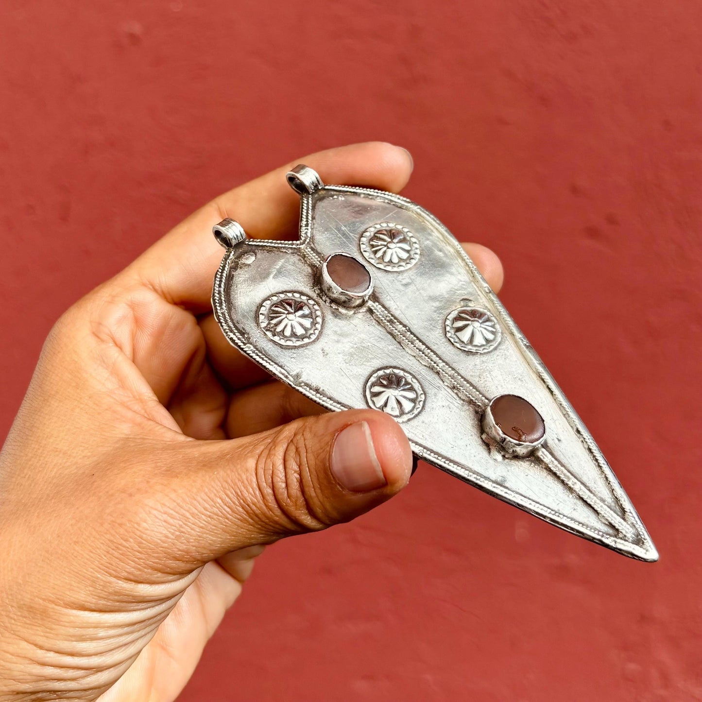 Pendentif Turkmène asyk ancien - Cœur argent et cornaline tribal