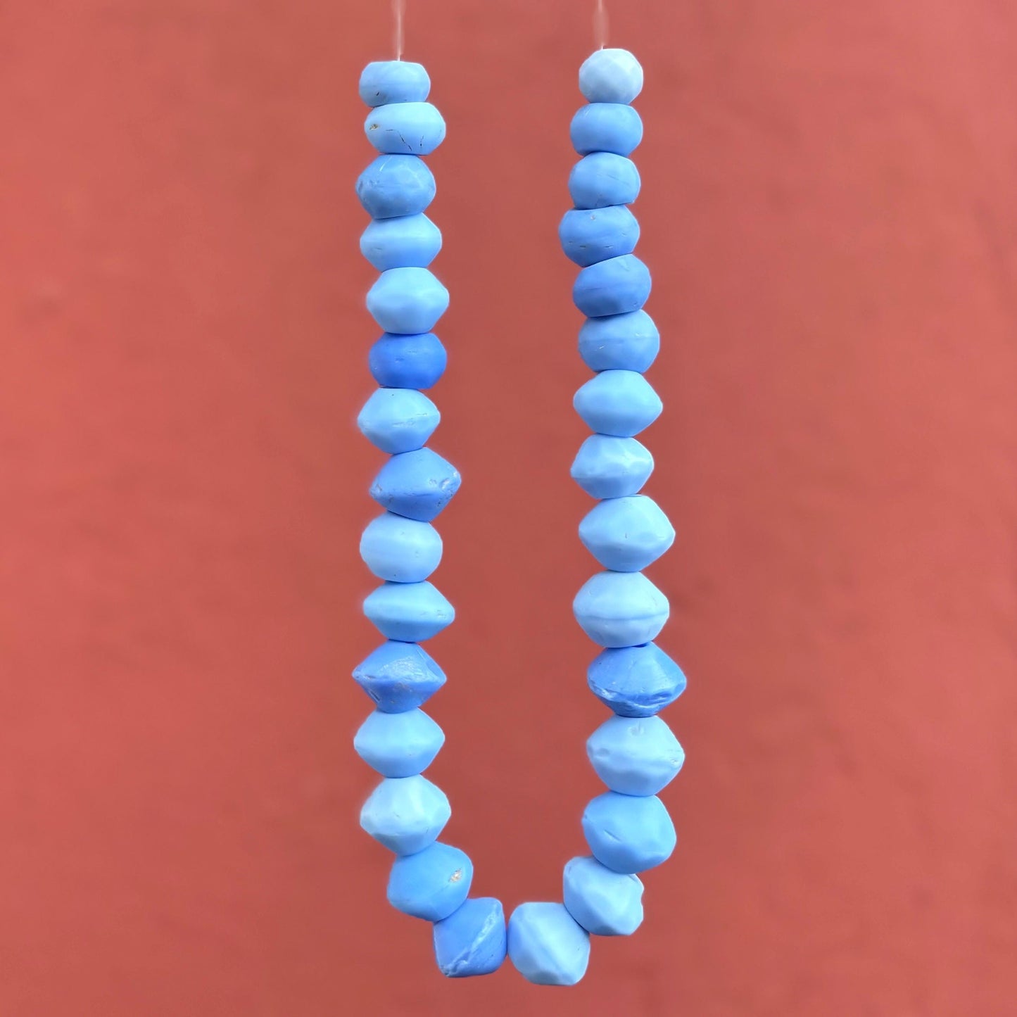 Perles Bohême Vaseline Antiques Bleues - Perles Commerce Africaines Verre Tchèque - Bicône Bleu Ciel Lavande Vintage