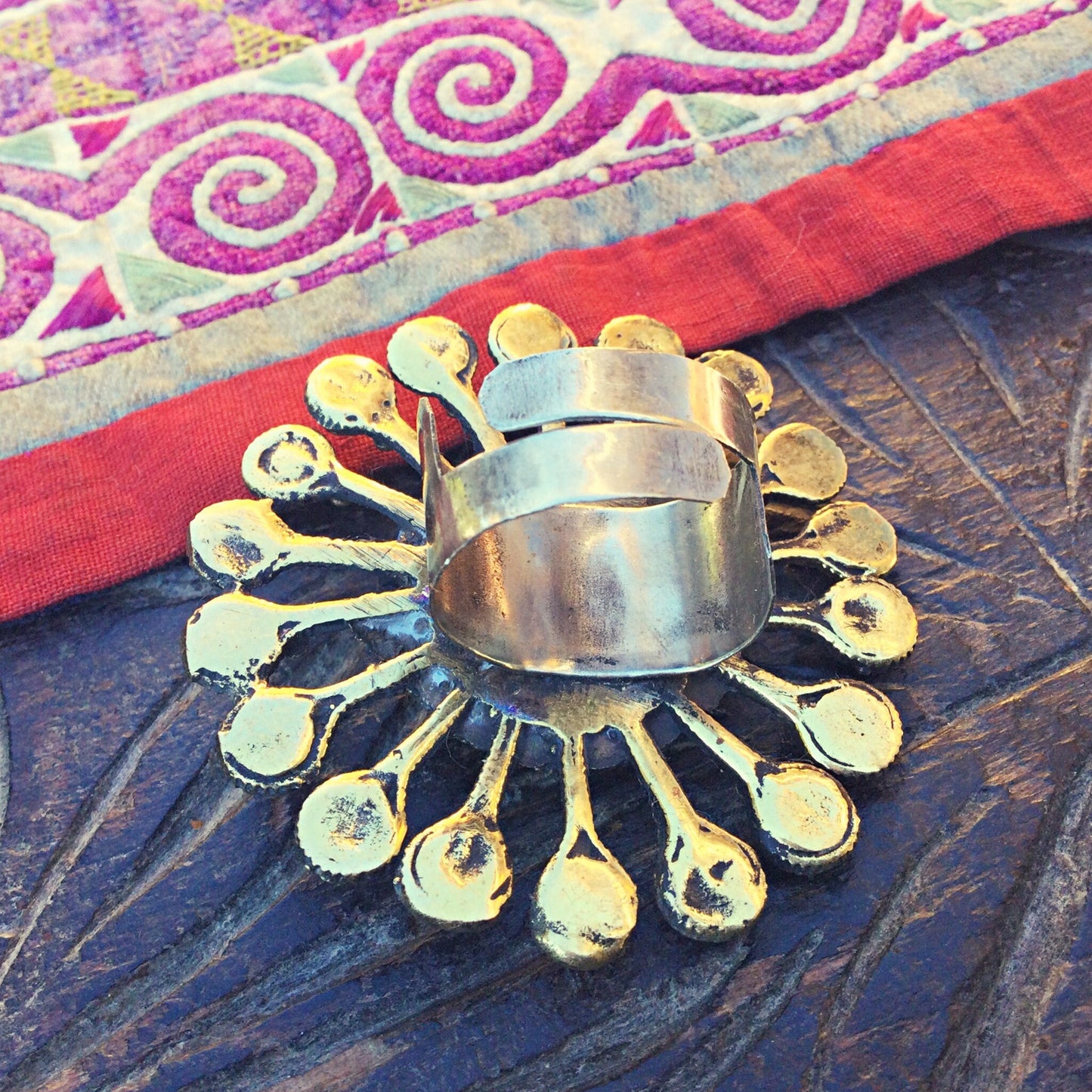 Bague ethnique vintage, Bague gypsy, Grosse bague, Bague orientale, Bague tribale, Fusion, Bijoux indiens, Rajasthan, tribus nomades, Cadeau