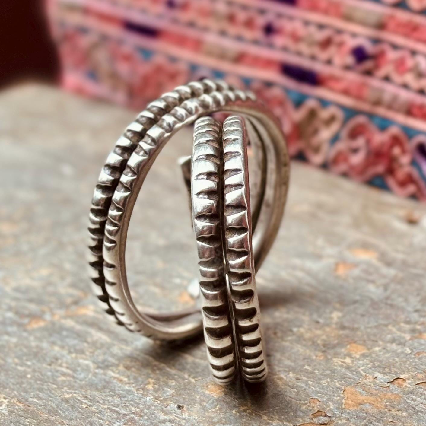 Boucles d'oreille créoles argent antiques tribales, Anneaux ethniques anciens, Boho hippie asiatique, Bijoux traditionnels indiens anciens