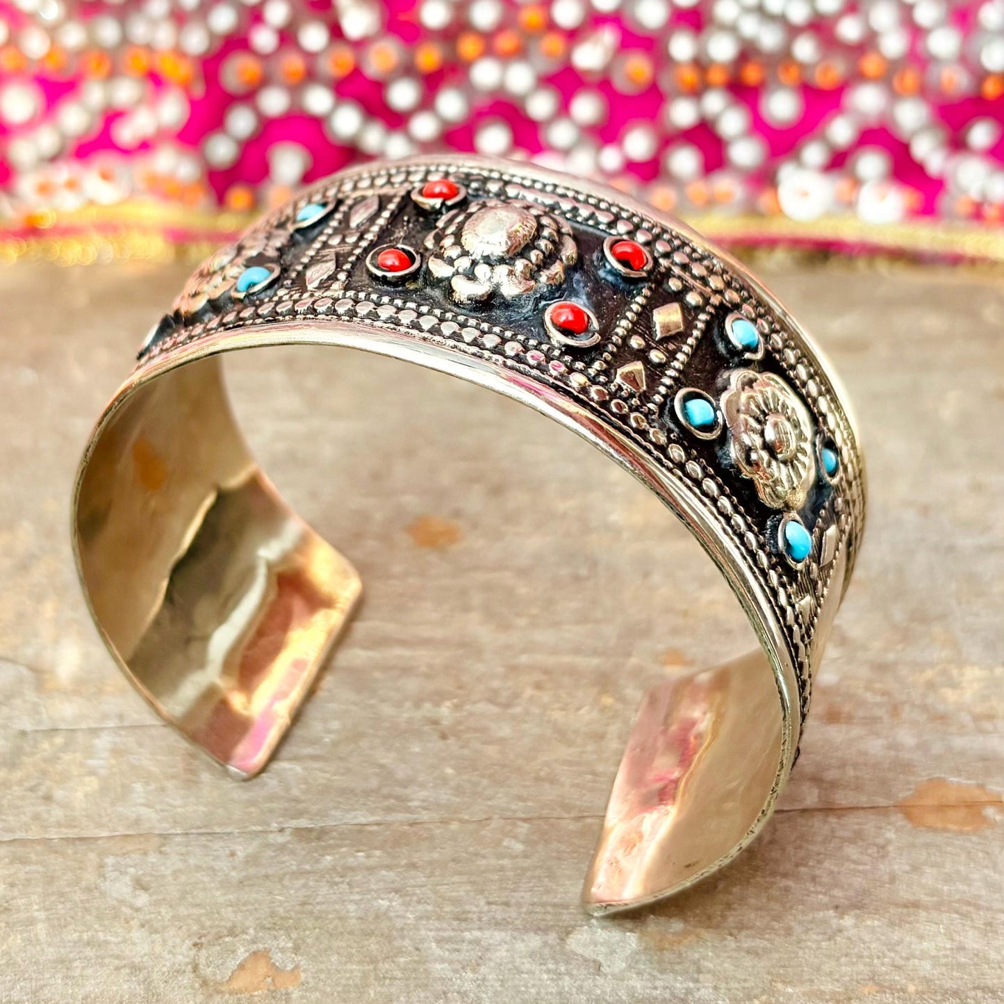 Pulsera brazalete étnica vintage oriental boho asiática gitana, Pulsera de metal, Joya artesanal turcomana antigua, Regalo para mujer