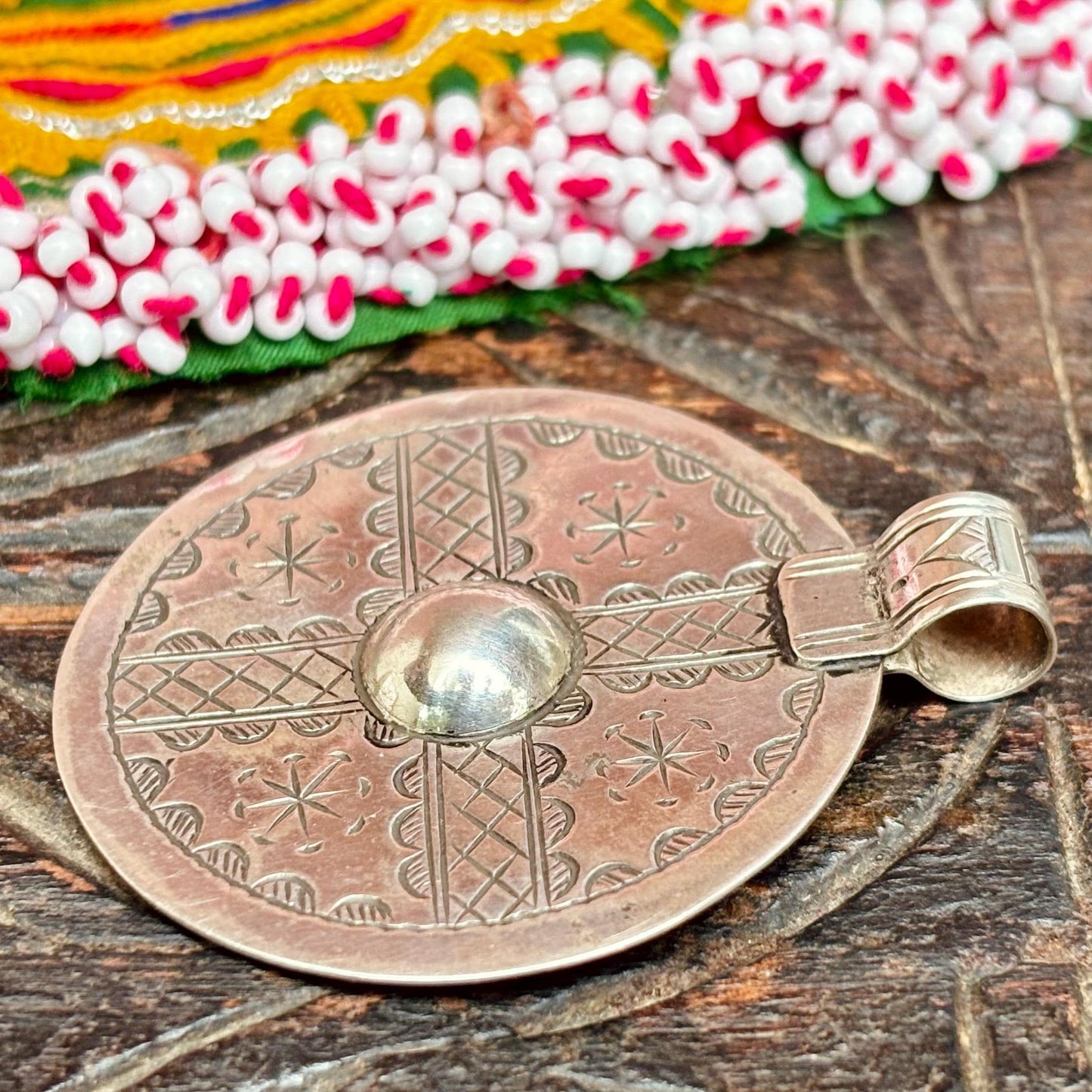 Runder Diskusanhänger aus Silber Berber Marokko - Orientalisches Amulett Schmuck