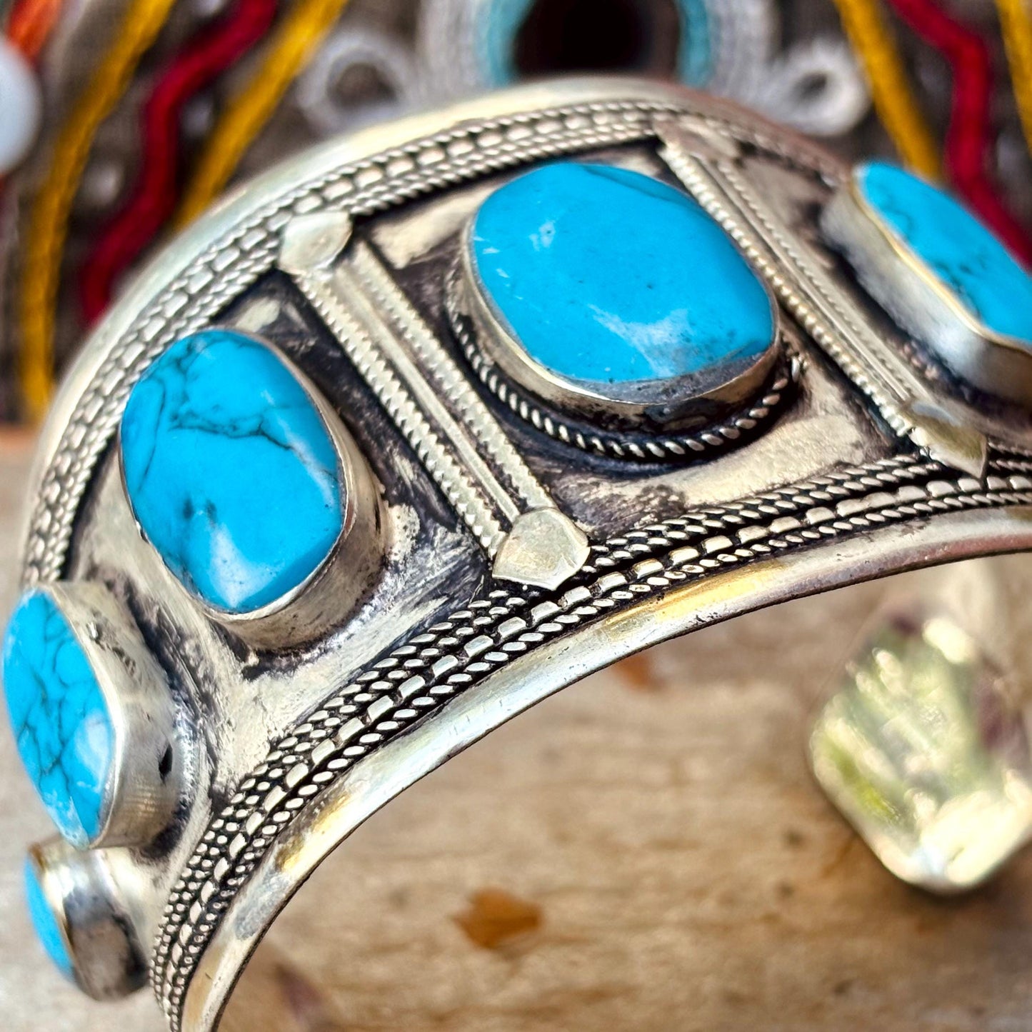 Bracelet turquoise argenté pierre bleue - Manchette ethnique turkmène artisanale