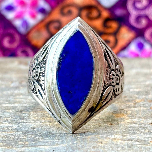 Bague argent lapis lazuli, Bague ethnique vintage, Bague tribale pierre bleue pointe, Bague afghane orientale ethnique, Cadeau pour femme