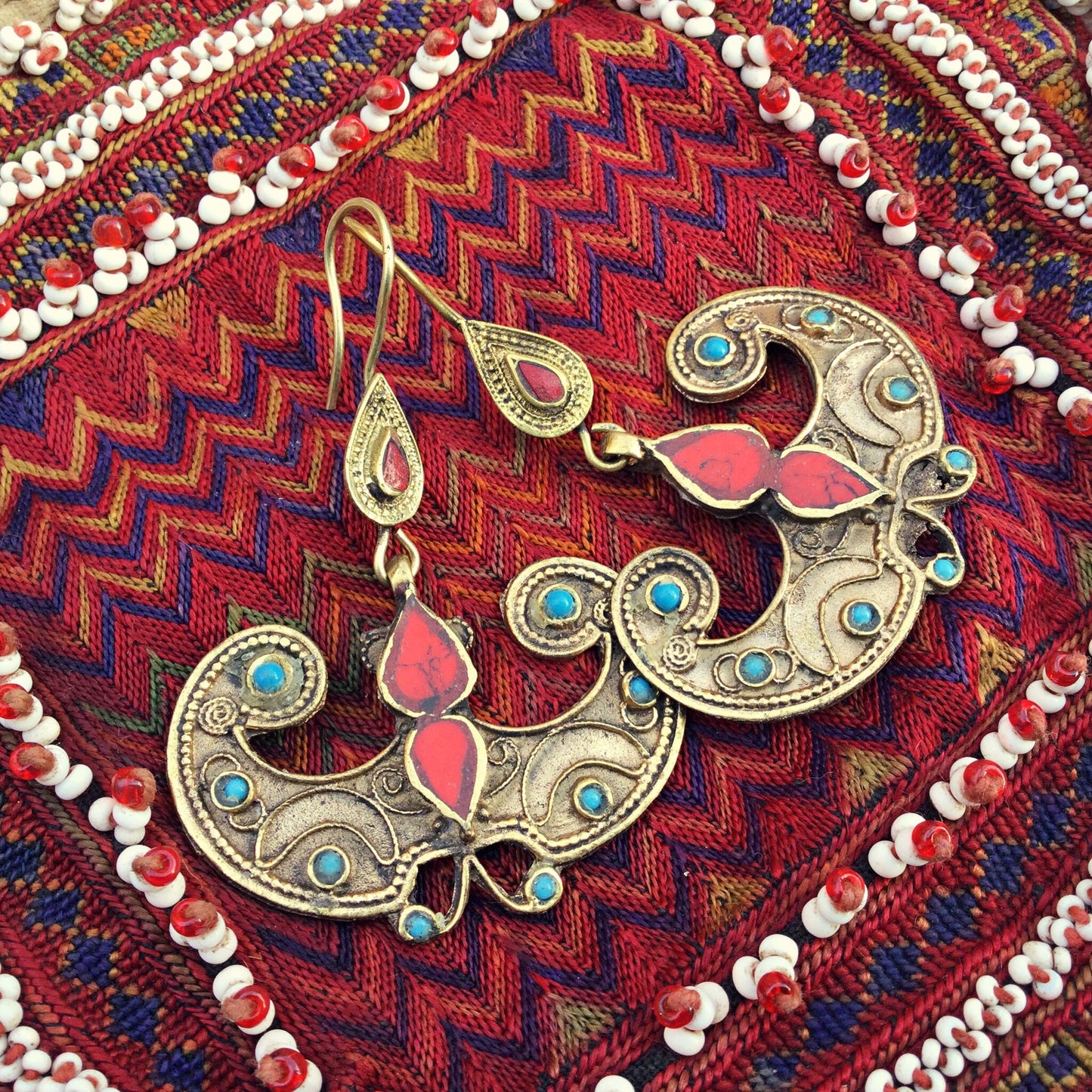 Boucles d’oreille pierre rouge tribales ethniques gypsy boho festival, Boucles d'oreille bohème orientales asiatiques, Cadeau pour elle