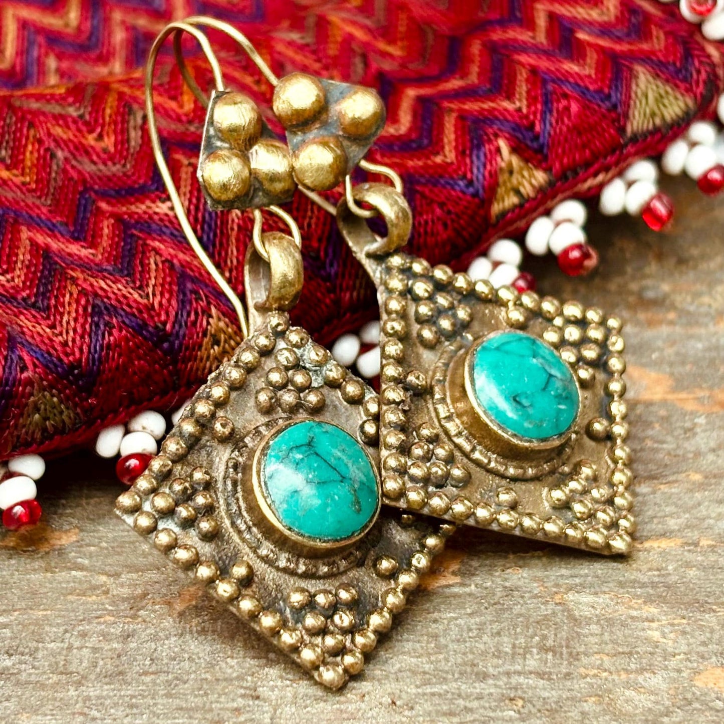 Boucles d'oreille ethniques bronze doré et pierres au choix, Boucles d’oreille losange tribale orientale bohème afghanes, Cadeau pour femme