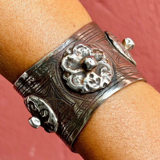 Bracelet manchette argent Berbère antique - Ida Ou Nadif Anti-Atlas Maroc XIXe-XXe