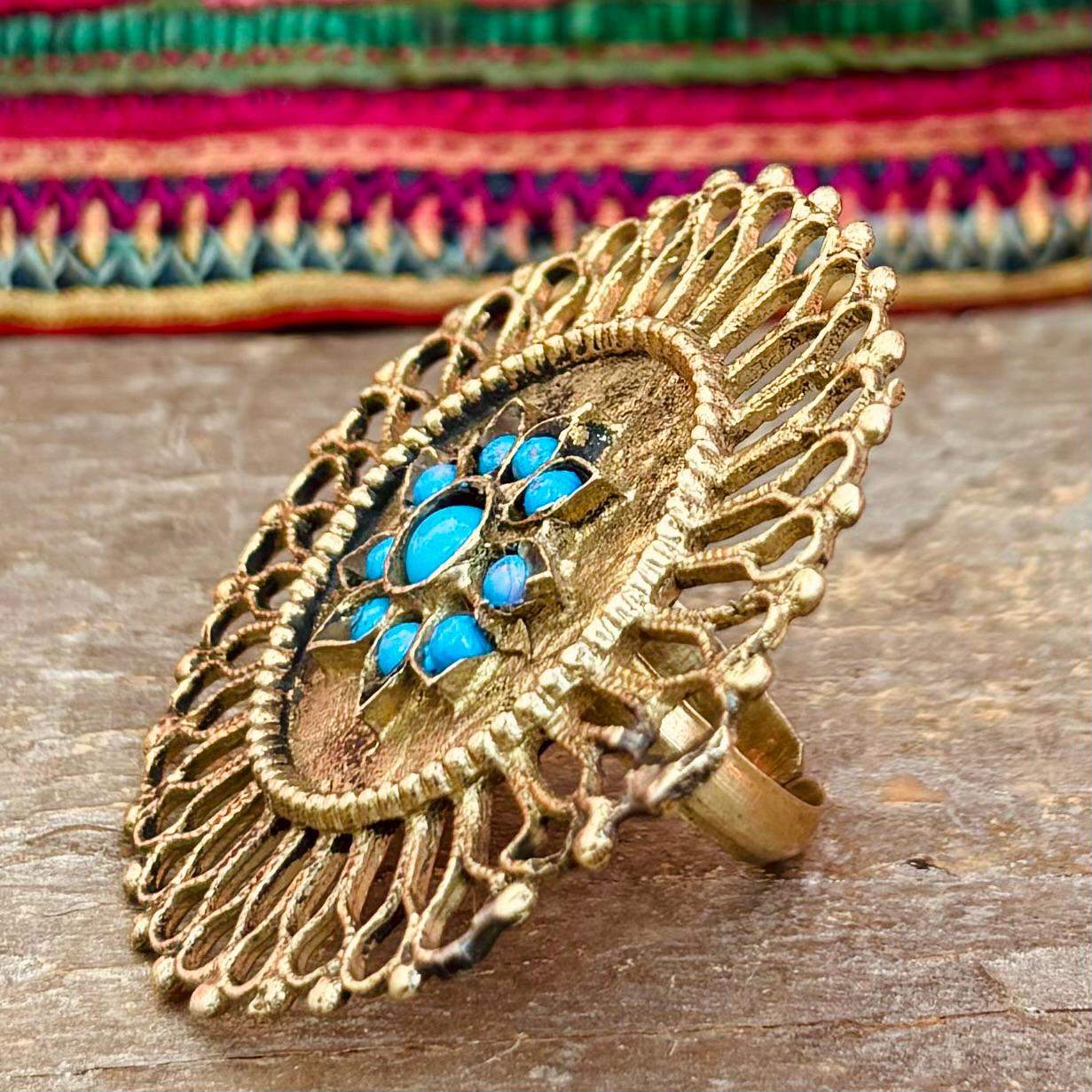 Grosse bague Afghane tribale ethnique vintage, Bague soleil festival boho hippie gypsy, Bague dorée et bleu orientale asiatique ajustable