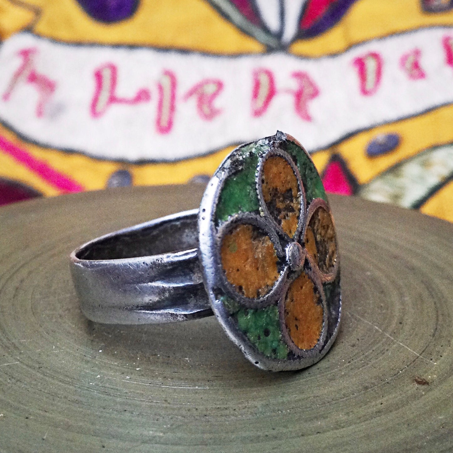 Bague Berbère, Bague tribale ancienne, Bague émaux berbères, Bijoux Berbères, Bague ethnique, Bague émaillée vintage, Bague Maroc