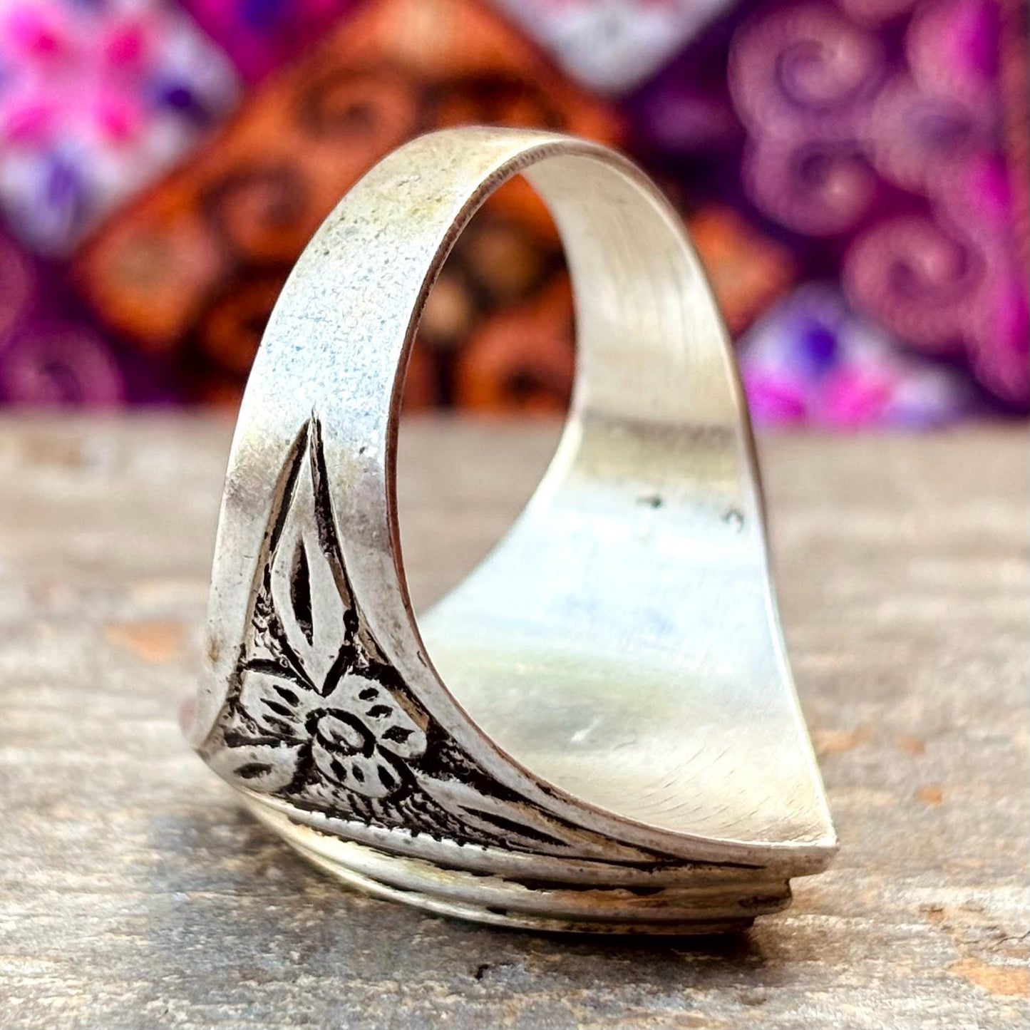 Bague argent lapis lazuli, Bague ethnique vintage, Bague tribale pierre bleue pointe, Bague afghane orientale ethnique, Cadeau pour femme