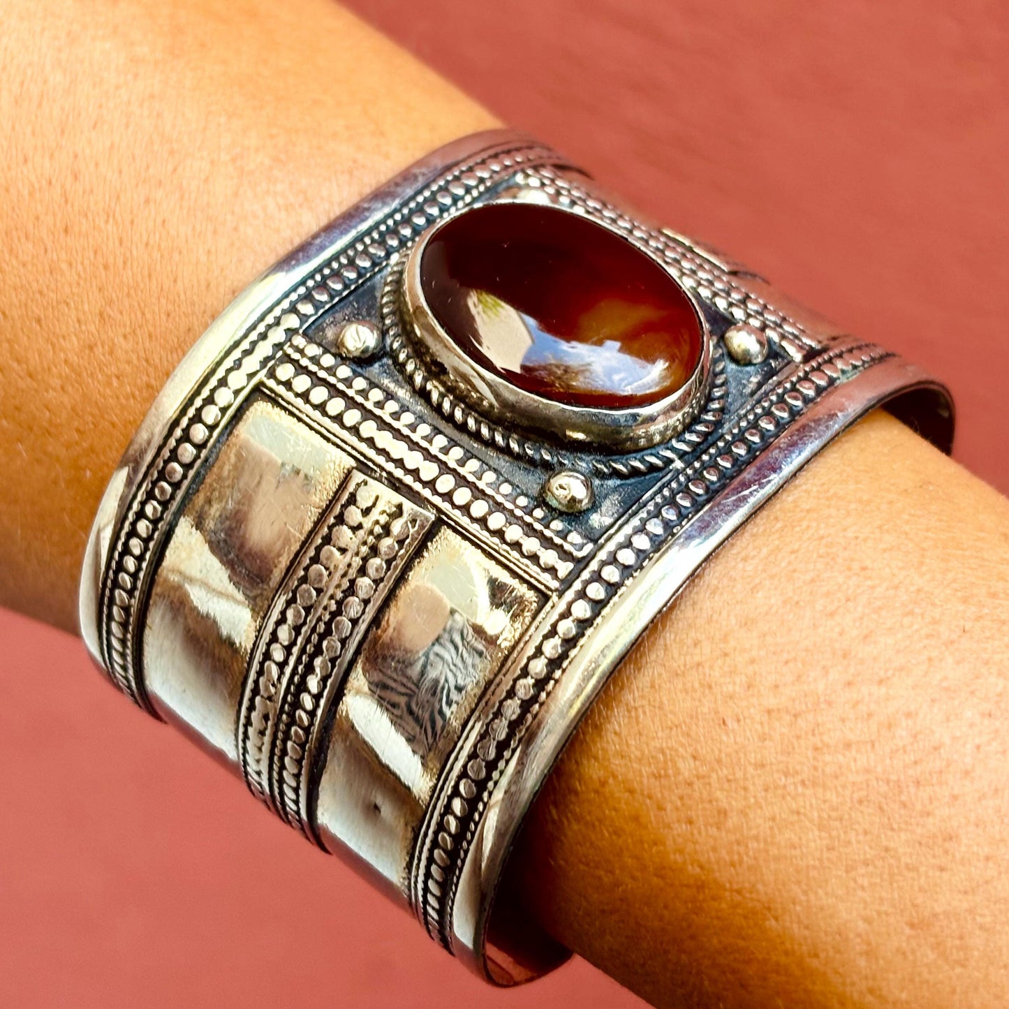 Bracelet manchette rigide agate boho - Bijou ethnique turkmène artisanal