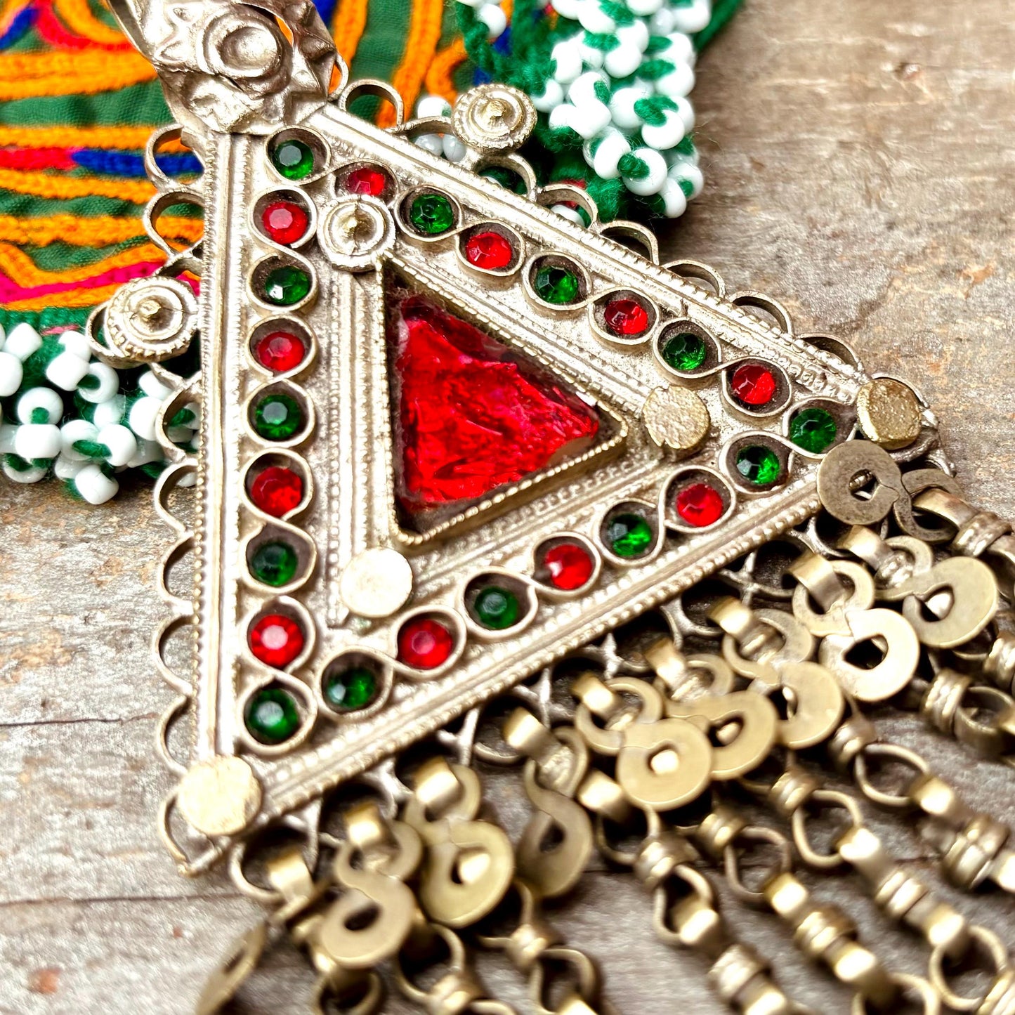 Pendentif Tribal Afghan Triangle Vintage - Ornement Kuchi Ethnique - Bijou Statement Danse Orientale