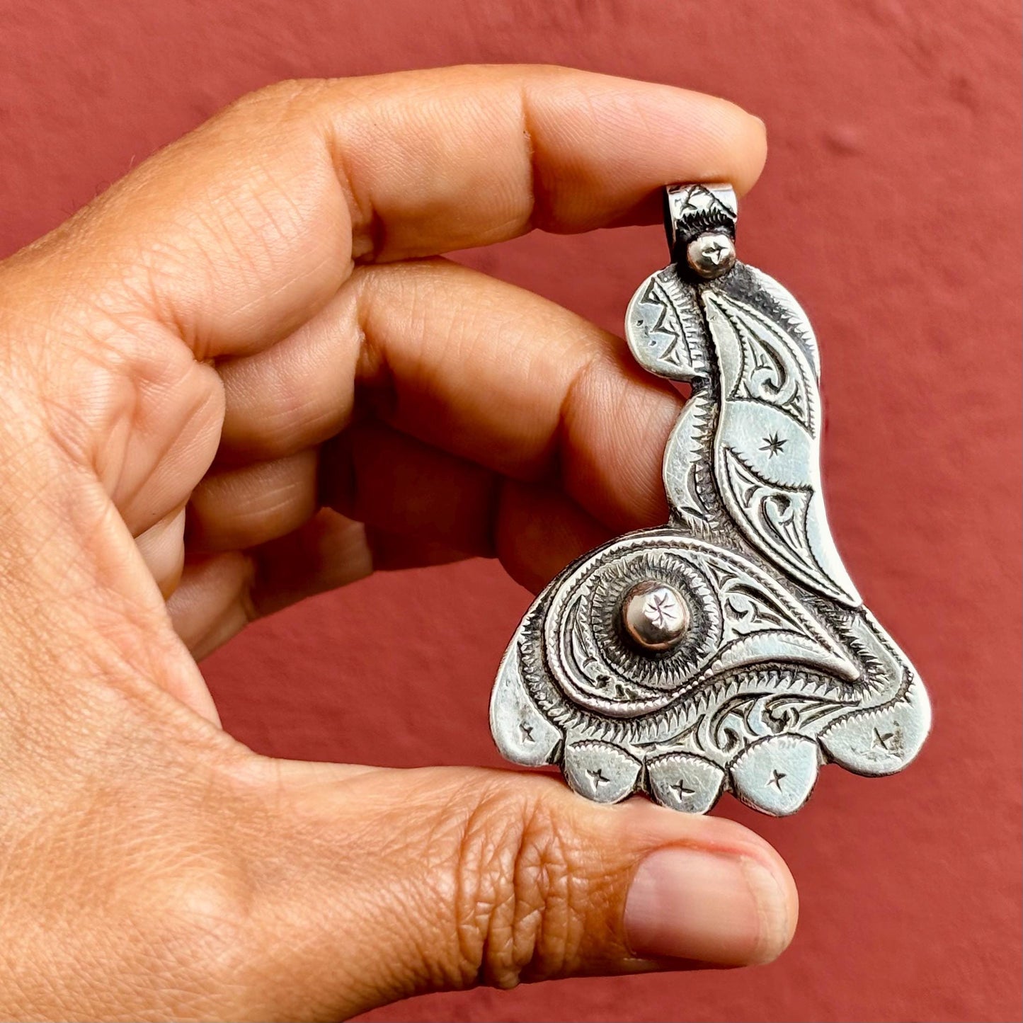 Œil & Pied, Amulette protection mauvais œil en argent, Pendentif Berbère vintage Maghreb Maroc, Bijou tribal ethnique artisanat, Cadeau