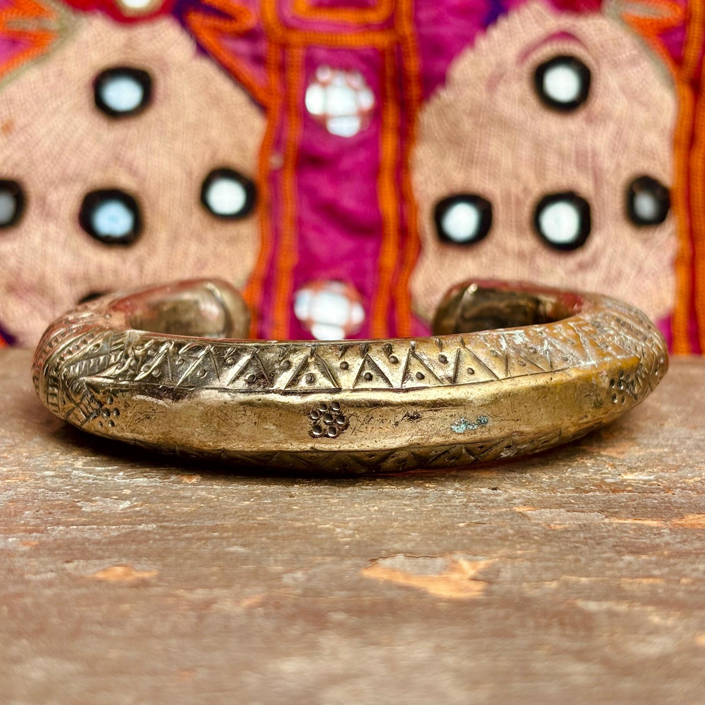 Bracelet jonc creux boho tribal afghan, Bracelet ethnique ancien tribu Kuchi, Bijou ethnique oriental antique, Danse orientale festival