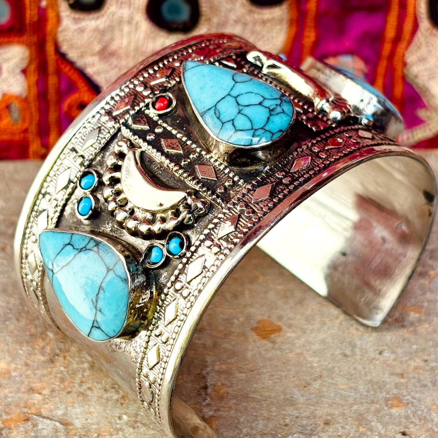 Bracelet manchette argenté turquoise - Bijou ethnique turkmène artisanal boho