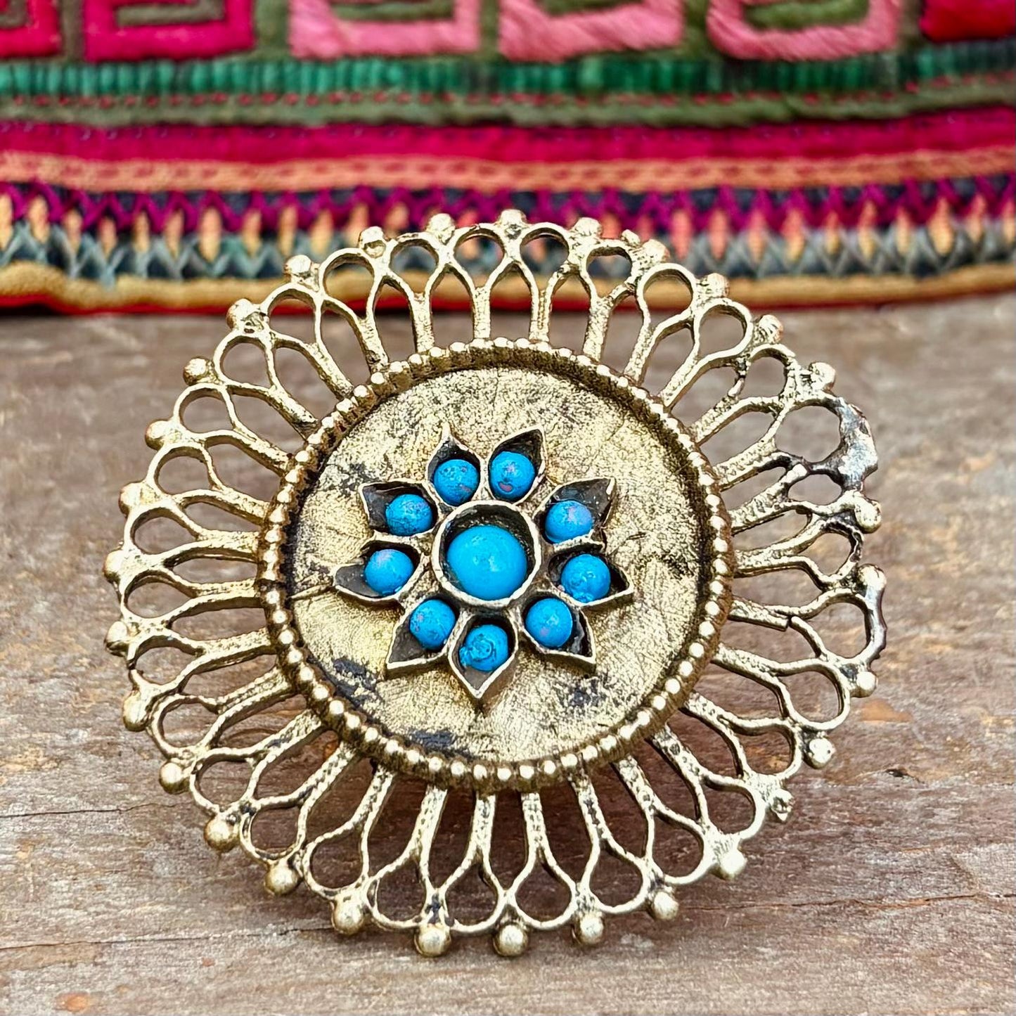 Grosse bague Afghane tribale ethnique vintage, Bague soleil festival boho hippie gypsy, Bague dorée et bleu orientale asiatique ajustable