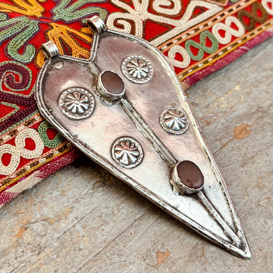 Pendentif Turkmène asyk ancien - Cœur argent et cornaline tribal