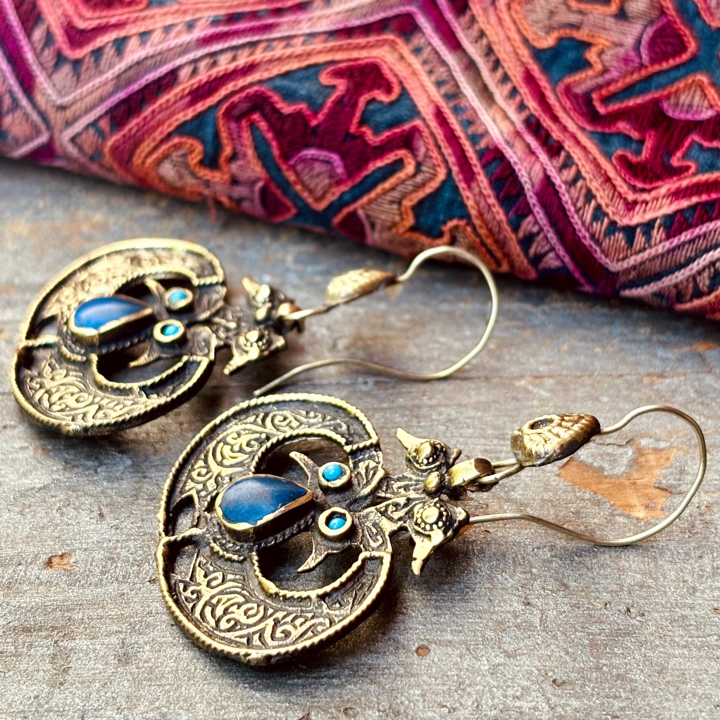 Boucles d'Oreilles Paon Afghanes Dorées - Bijou Ethnique Tribal Vintage