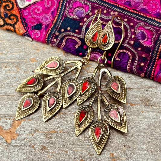Boucles d’oreille pierre rouge, Boucles orientales boho, vintage, gypsy, asiatique, Feuille, Goutte, Bijou tribus nomades, Cadeau pour femme
