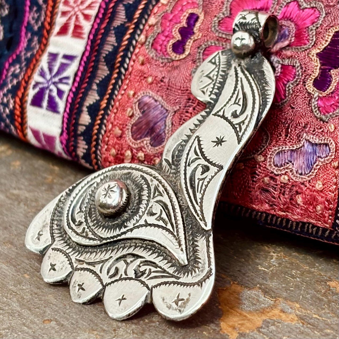 Œil & Pied, Amulette protection mauvais œil en argent, Pendentif Berbère vintage Maghreb Maroc, Bijou tribal ethnique artisanat, Cadeau