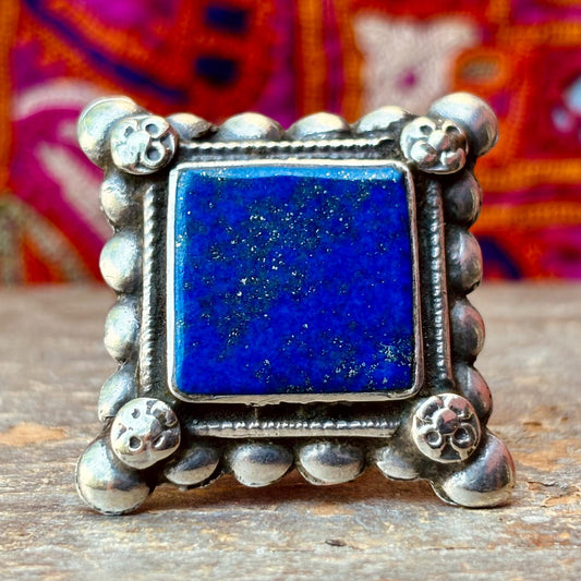 Bague argent lapis afghane Pashtun, Bague tribale carrée ancienne ethnique vintage, Bague festival tribu nomade, Bijou asiatique oriental