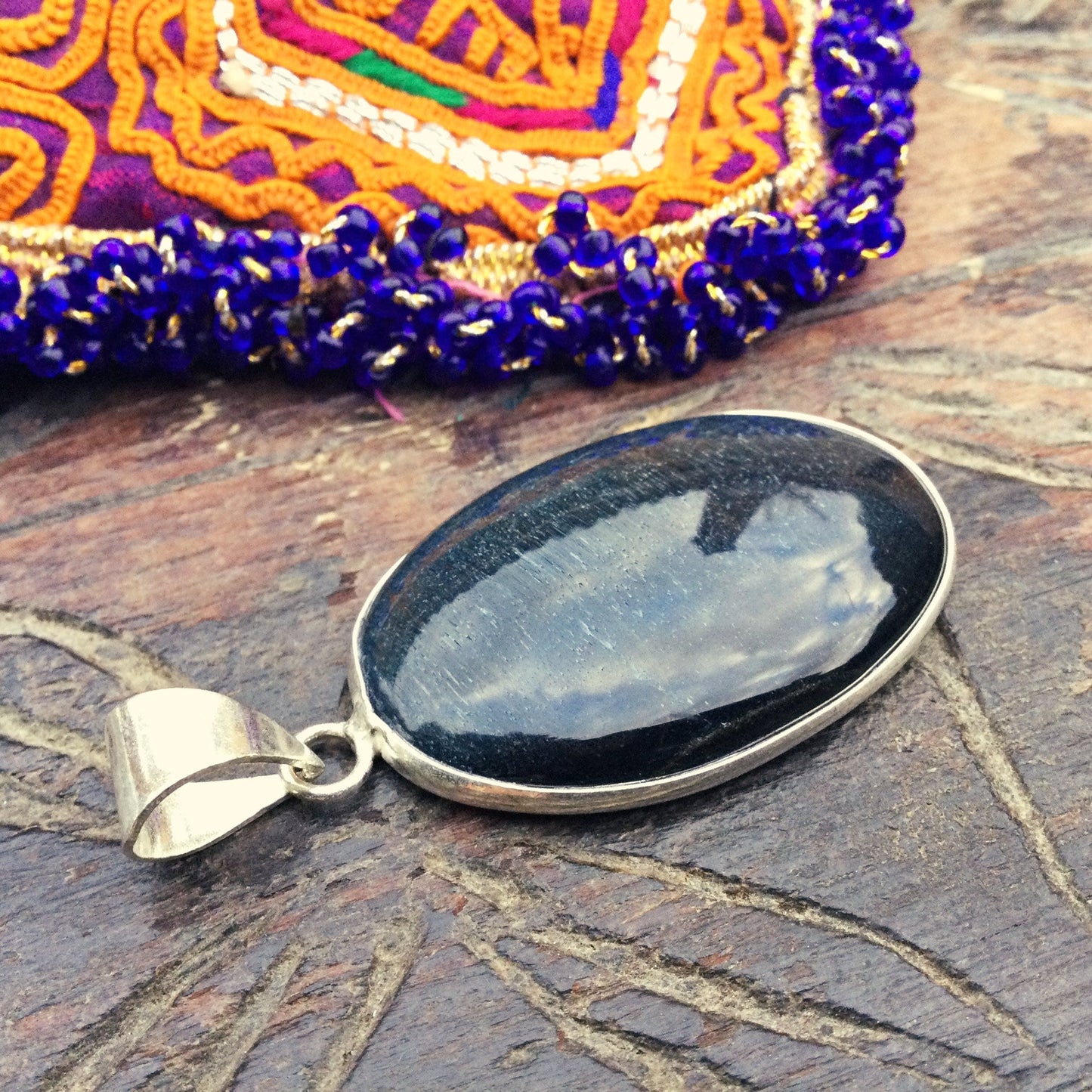 Falkenauge Anhänger, Blauer Tigerauge, Massives Silber, Ovaler Anhänger, Natürlicher Stein, Halbedelstein, Blauer Stein Anhänger