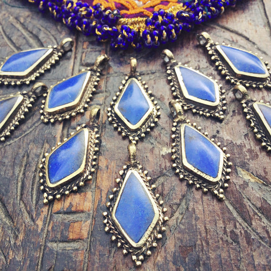 3 breloques tribales lapis, Charm pendentif vintage ethnique afghan, Bijou tribu nomade Kuchi, Tribal fusion, Création Fabrication de bijoux