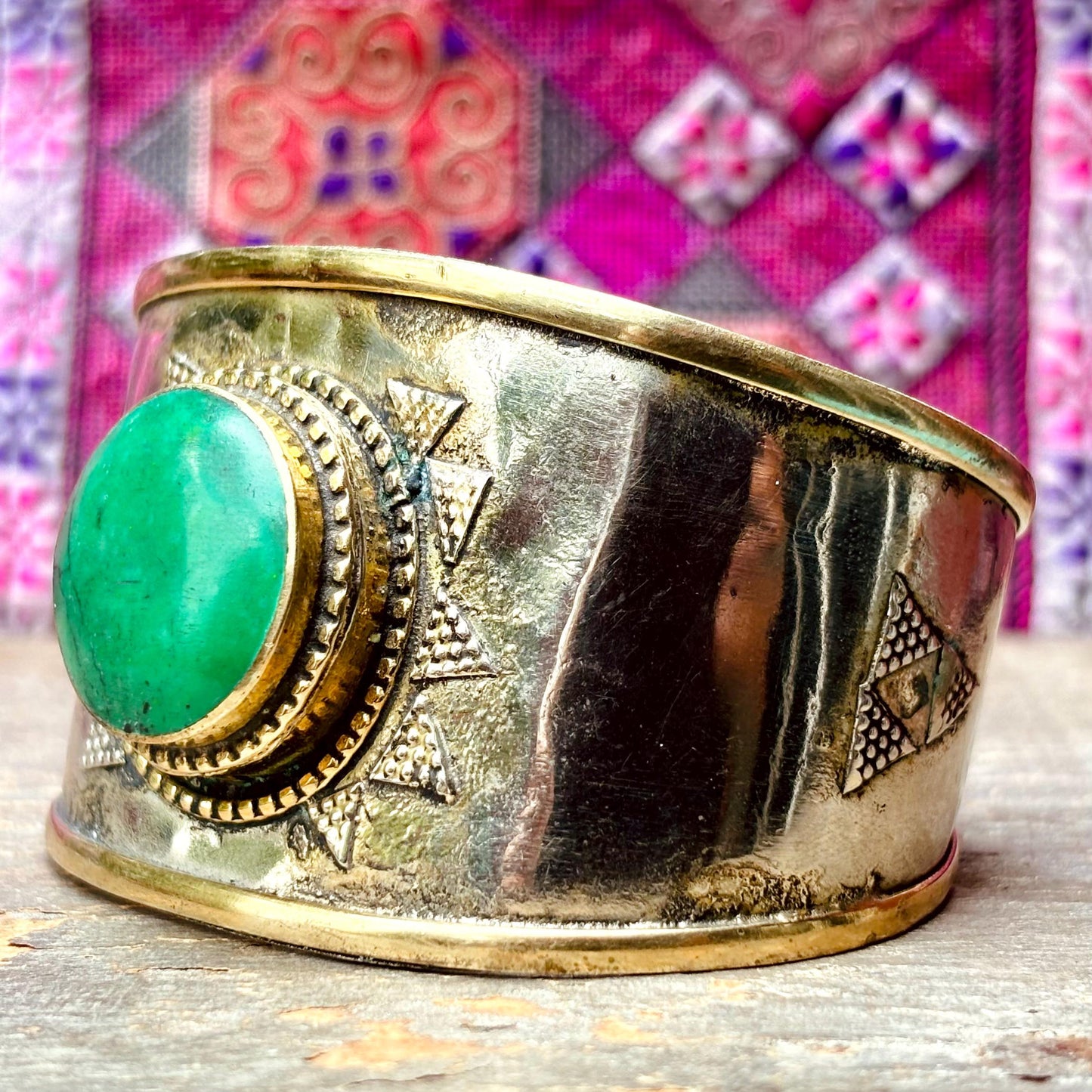 Bracelet manchette rigide pierre verte - Bijou ethnique afghan tribal - Style Boho