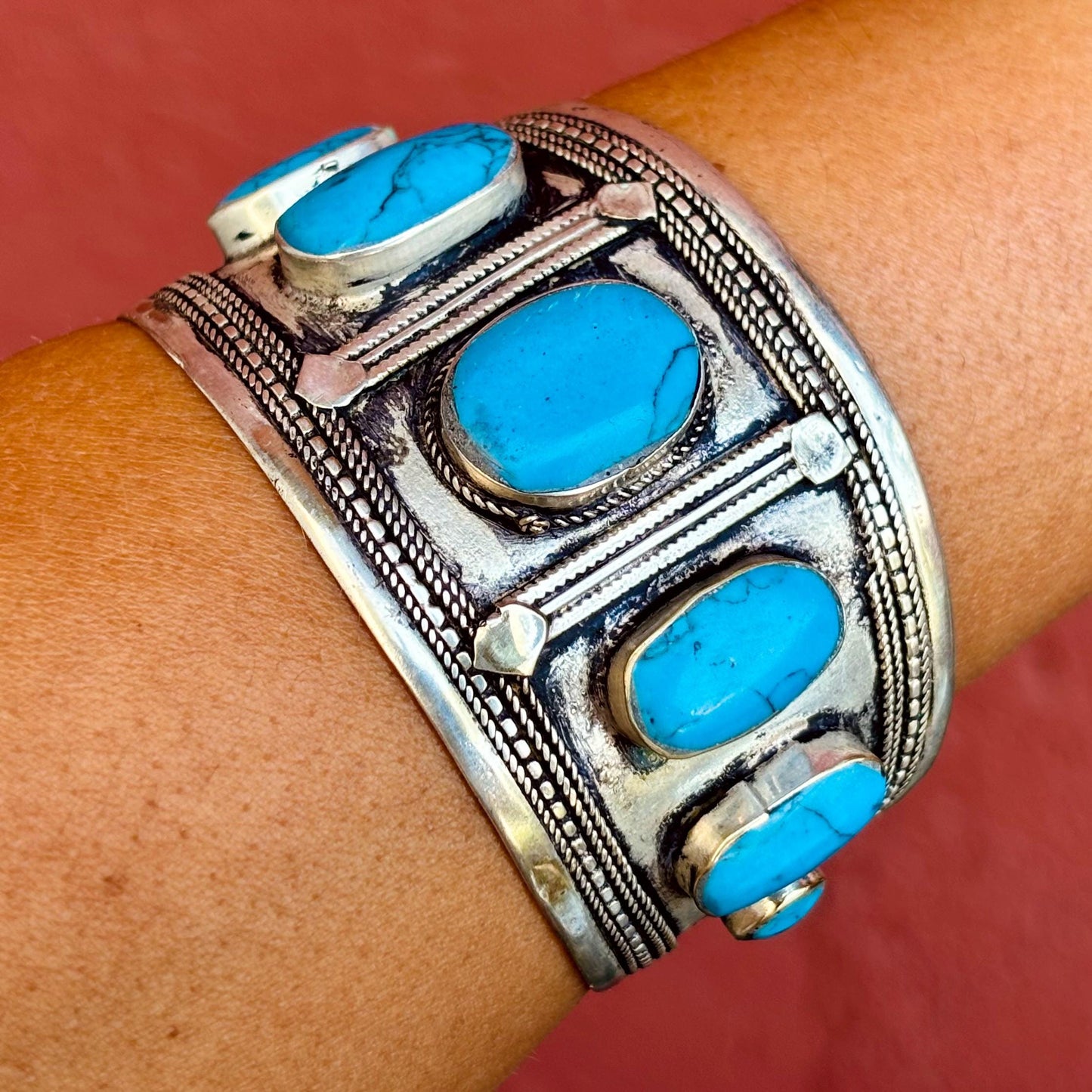 Bracelet turquoise argenté pierre bleue - Manchette ethnique turkmène artisanale