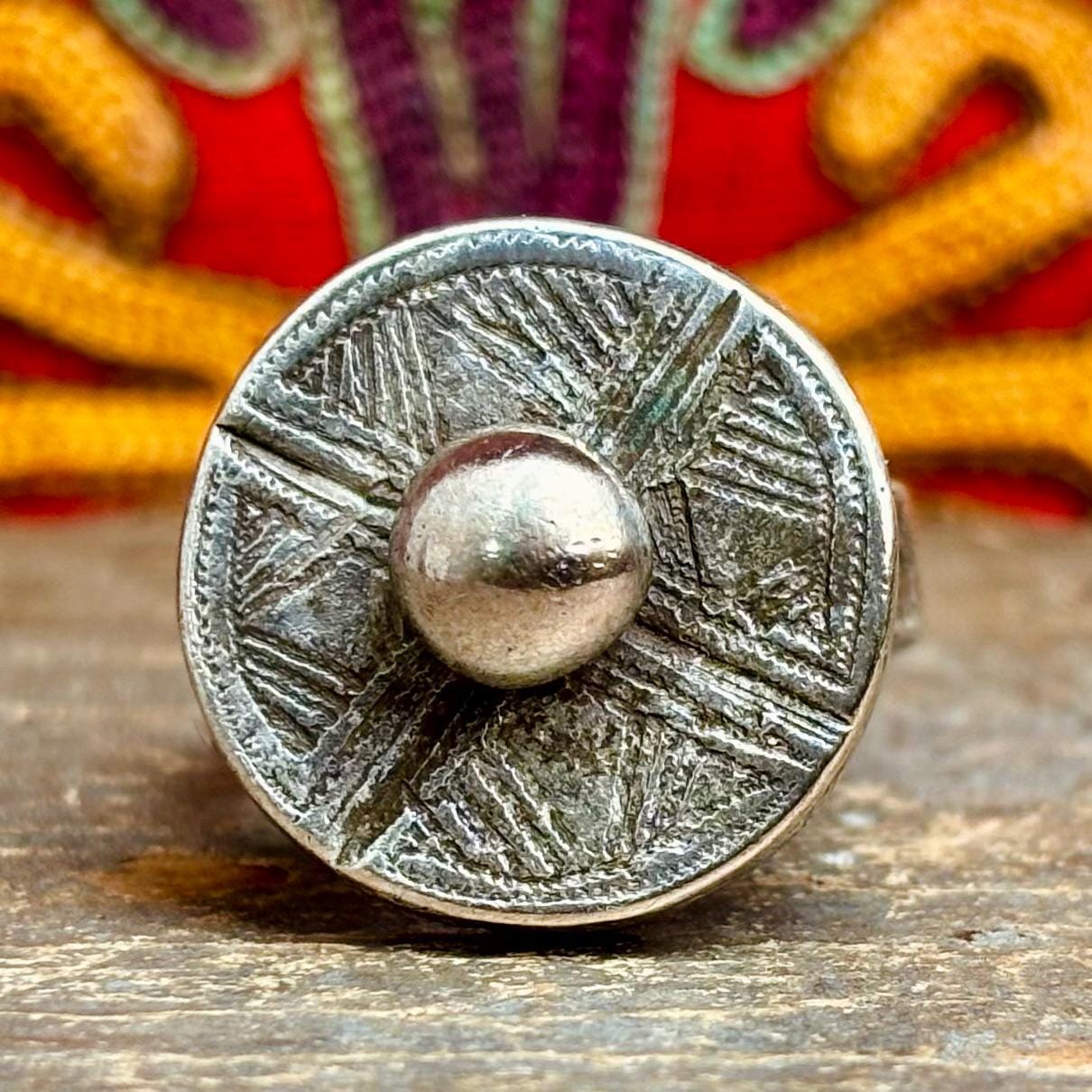 Bague Touareg ancienne argent ronde - Bijou tribal Sahara - Bague antique minimaliste Atlas