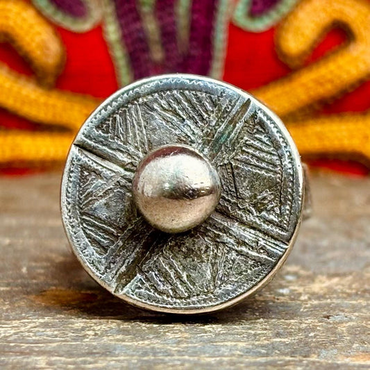 Bague Touareg ancienne argent ronde - Bijou tribal Sahara - Bague antique minimaliste Atlas