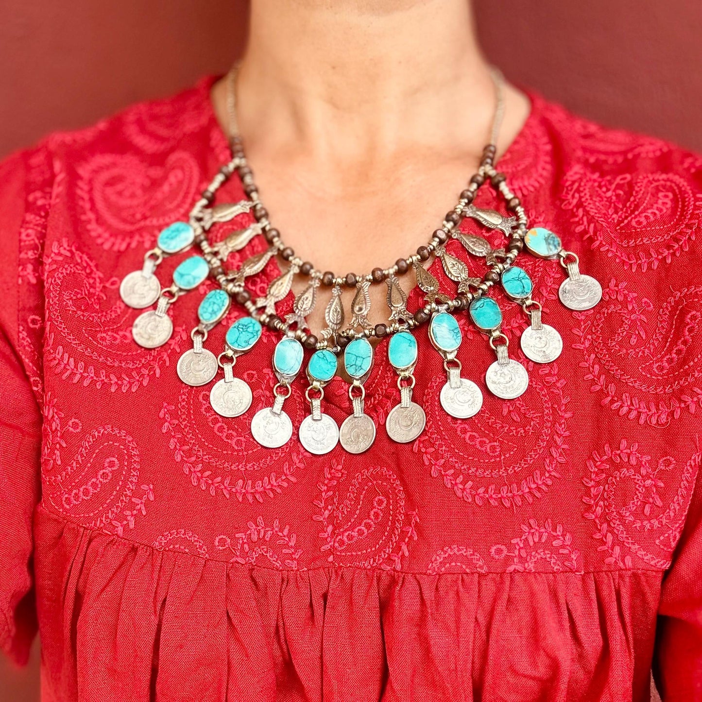 Collier oriental tribal, Collier plastron pierre verte ethnique, Bijou afghan persan tribu, Collier gypsy boho tribal fusion danse orientale