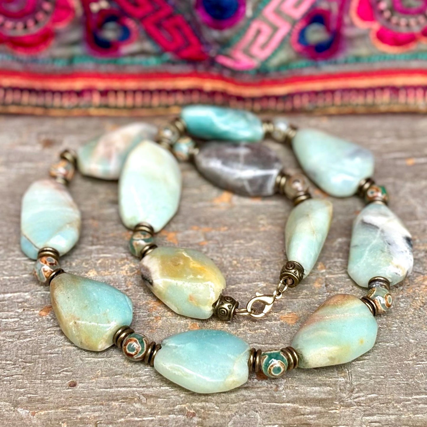 Collar de amazonita verde, collar de piedra natural barroca, gargantilla, joya de piedra natural semipreciosa, regalo para mujer.