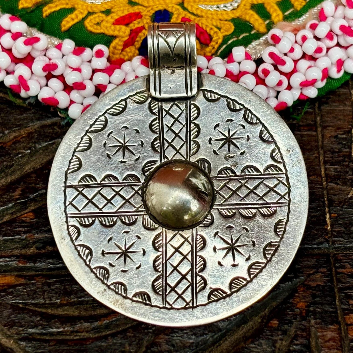 Runder Diskusanhänger aus Silber Berber Marokko - Orientalisches Amulett Schmuck