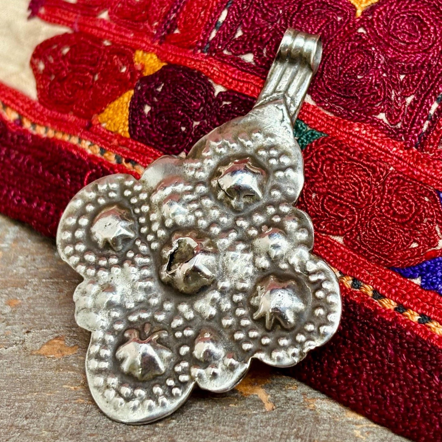 Pendentif main de Fatima argent Berbère - Hamsa amulette ancienne du Maroc