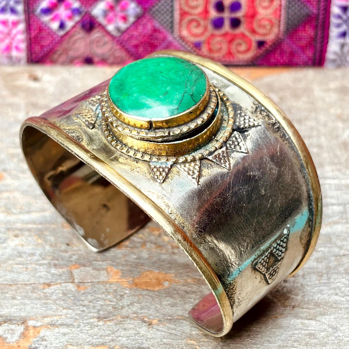 Bracelet manchette rigide pierre verte - Bijou ethnique afghan tribal - Style Boho