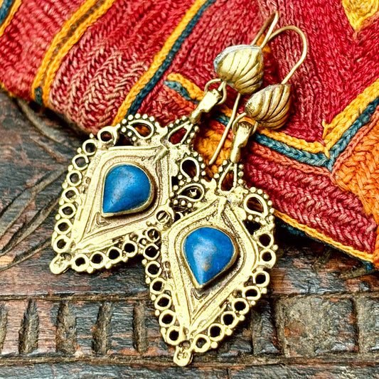 Boucles d'Oreilles Tribales Dorées et Bleues - Bijou Ethnique Vintage Oriental