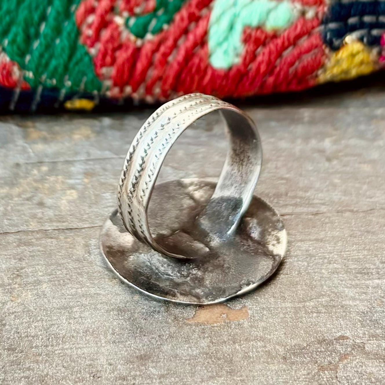 Bague berbère argent niellé ronde tribale ancienne - Bijou ethnique vintage Maroc Anti-Atlas Maghreb