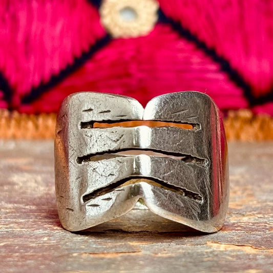 Bague Berbère vintage argent Amazigh&nbsp; - Bijou tribal Maroc Atlas - Bague antique Maghreb