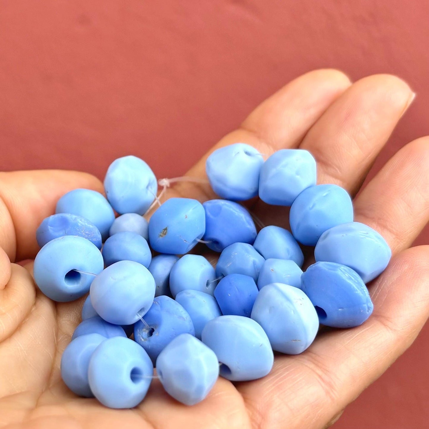 Perles Bohême Vaseline Antiques Bleues - Perles Commerce Africaines Verre Tchèque - Bicône Bleu Ciel Lavande Vintage