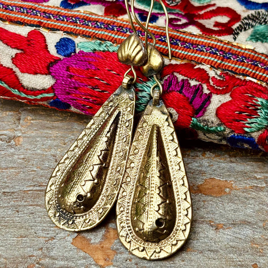 Boucles d’oreille tribale pendante goutte dorée élégante boho vintage, Bijou oriental gypsy bohème ethnique Kazakh, Cadeau pour femme