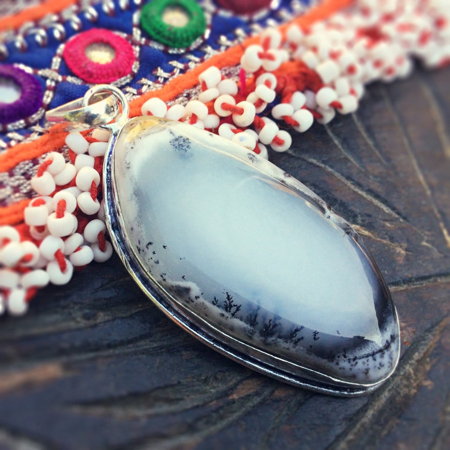 Colgante de ópalo dendrítico, ópalo dendrítico, plata maciza, colgante de piedra natural, colgante de piedra preciosa, colgante de plata con piedra.