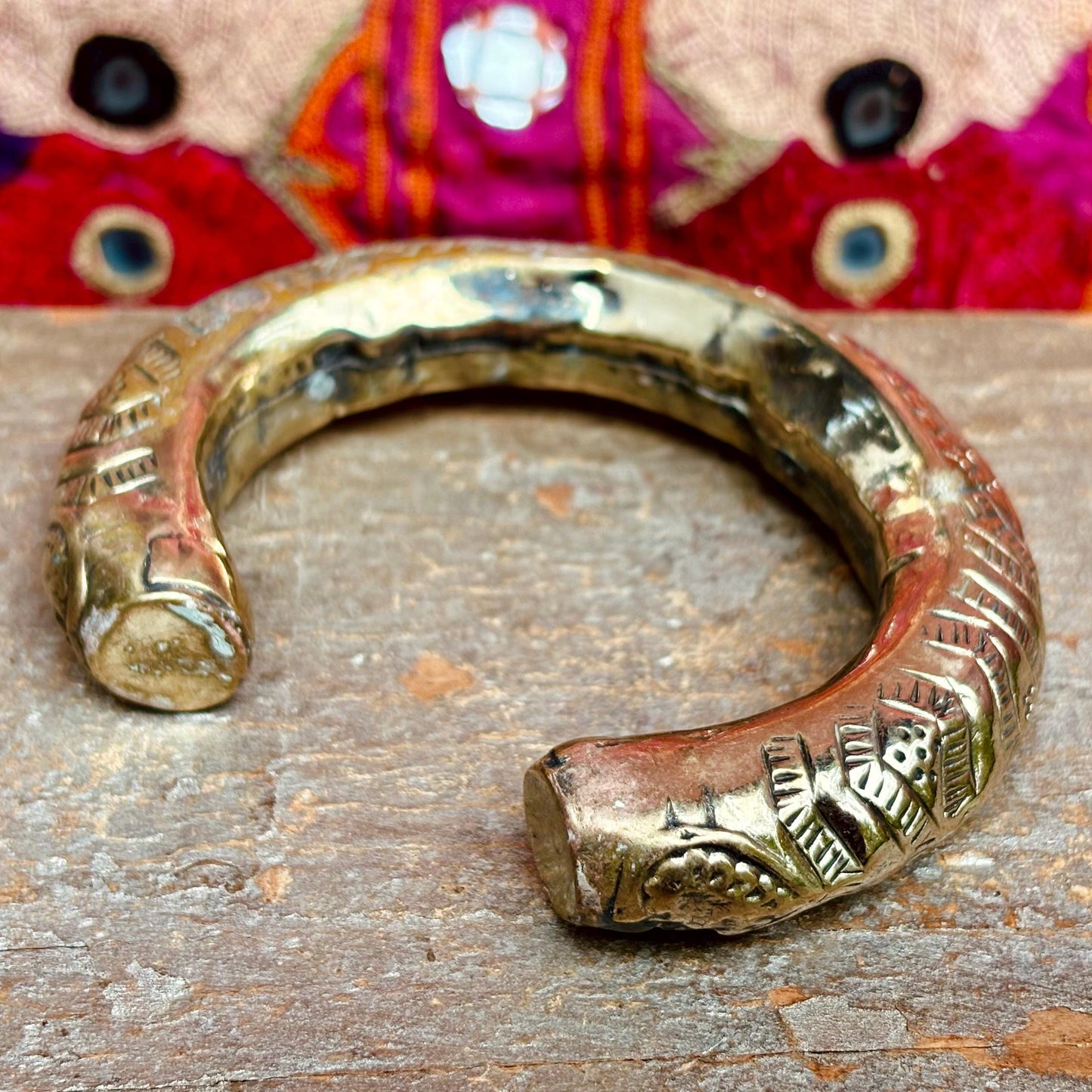 Bracelet jonc creux boho tribal afghan, Bracelet ethnique ancien tribu Kuchi, Bijou ethnique oriental antique, Danse orientale festival