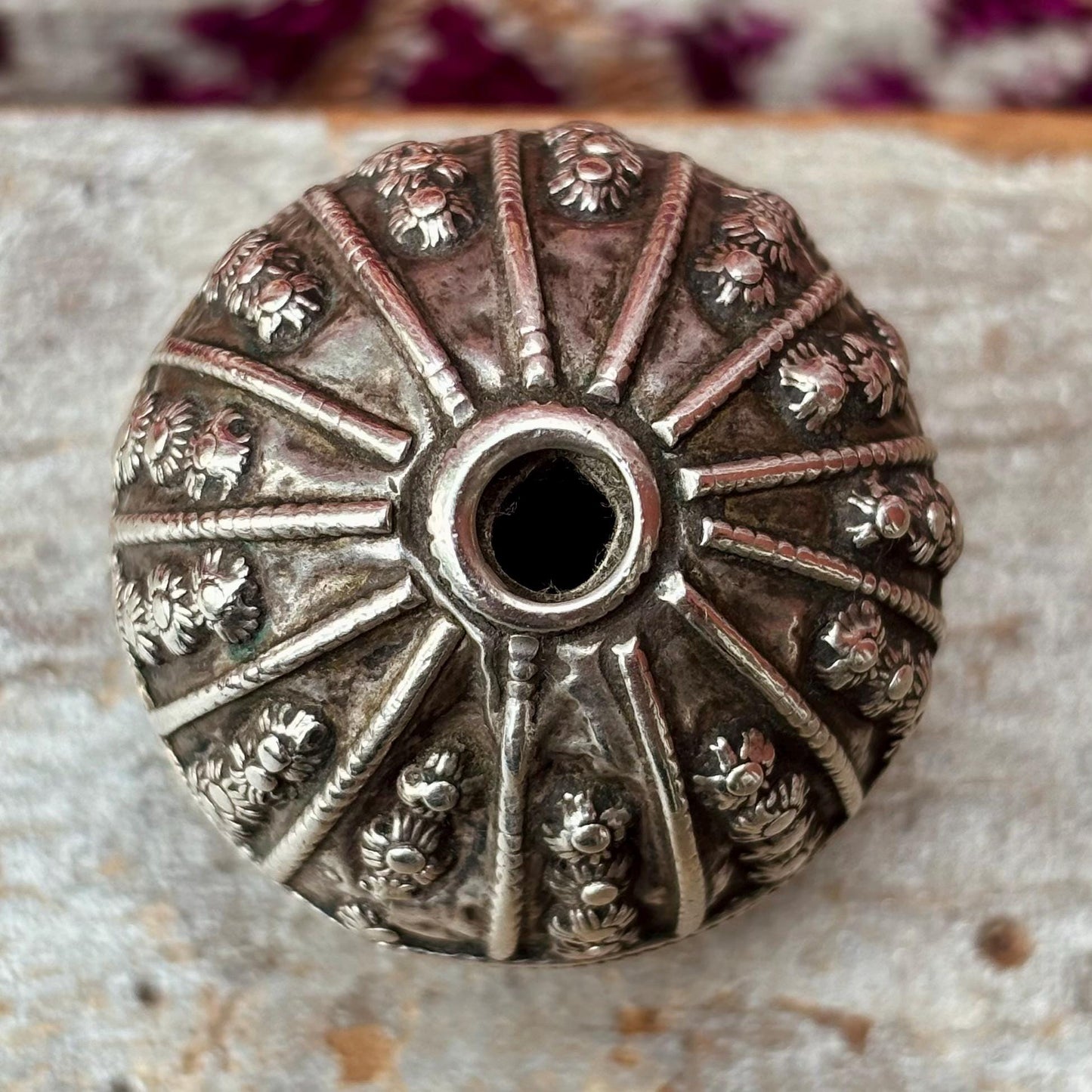 Grosse perle boule argent Yemen ethnique tribale, Perle vintage arabe Moyen-Orient, Perle antique de collection, Fabrication création bijoux